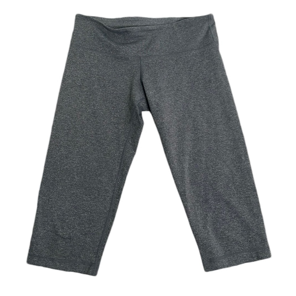 Lululemon gray crop leggings size 8